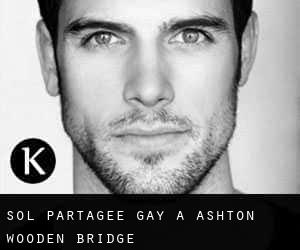 Sol partagée Gay à Ashton Wooden Bridge